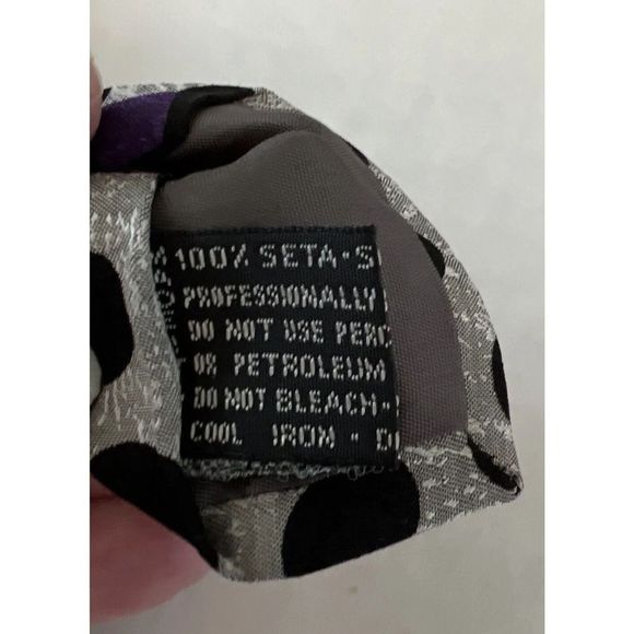 Versace V2 Abstract Black Gold Purple Gray Necktie Tie 90’s 100% Silk $140+ - Picture 3 of 10